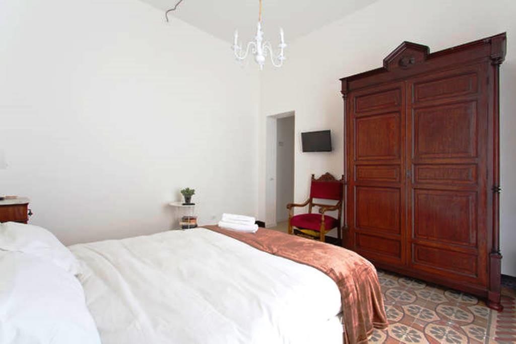 פלרמו Aragona Rooms מראה חיצוני תמונה
