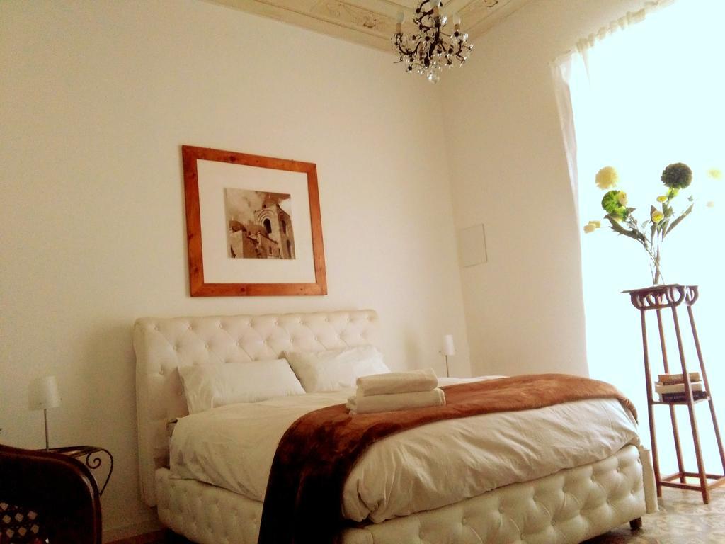 פלרמו Aragona Rooms מראה חיצוני תמונה