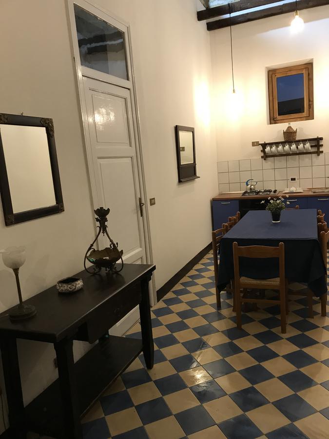 פלרמו Aragona Rooms מראה חיצוני תמונה